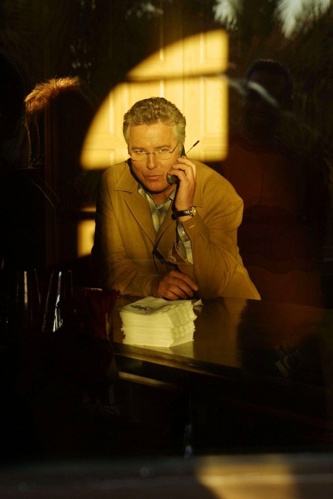 CSI: Kryminalne zagadki Las Vegas - Season 2 - Primum Non Nocere - Z filmu - William Petersen
