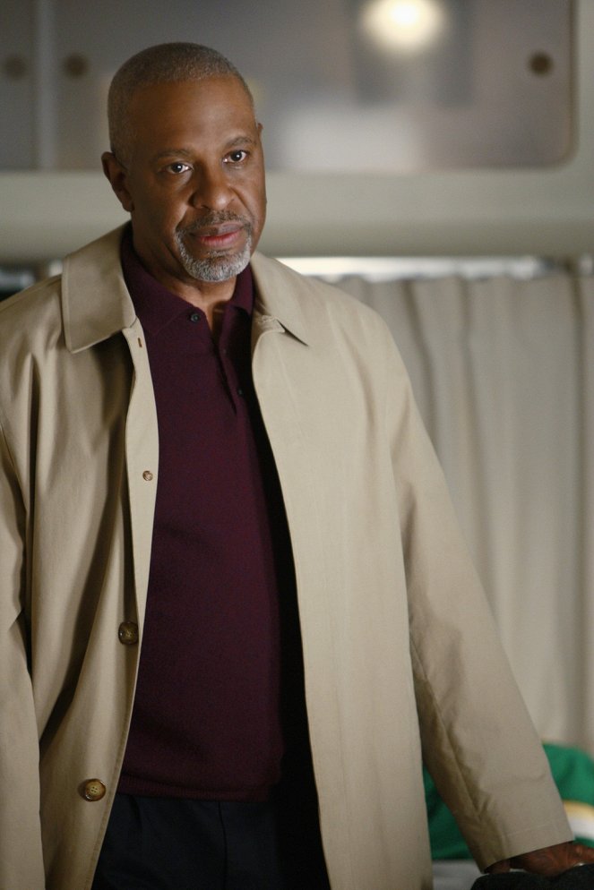 Grey's Anatomy - Stand by Me - Photos - James Pickens Jr.