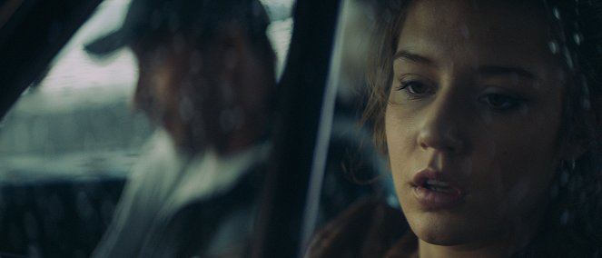 Na krawędzi - Z filmu - Adèle Exarchopoulos
