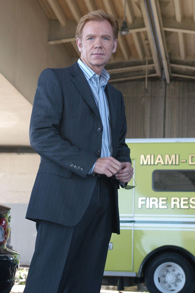 Kriminálka Miami - Závislosť - Z filmu - David Caruso