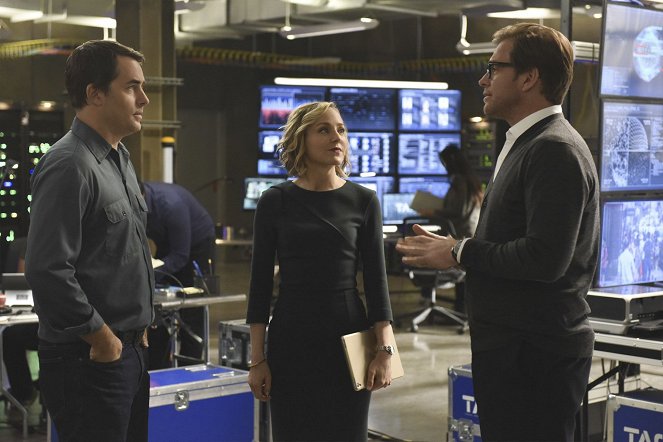 Bull - Never Saw the Sign - Photos - Geneva Carr, Michael Weatherly