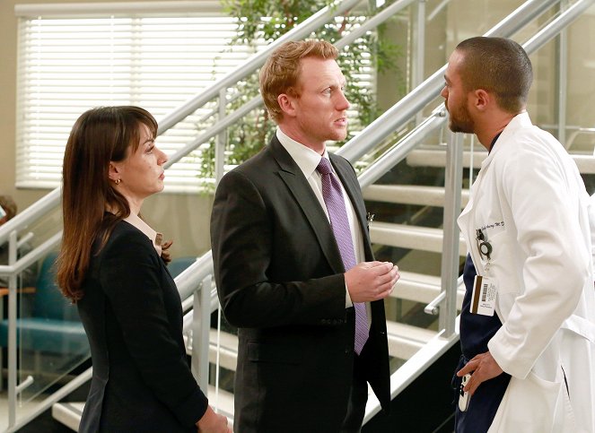 Grey's Anatomy - Season 9 - The Face of Change - Photos - Constance Zimmer, Kevin McKidd, Jesse Williams