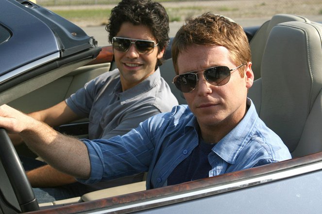 Adrian Grenier, Kevin Connolly