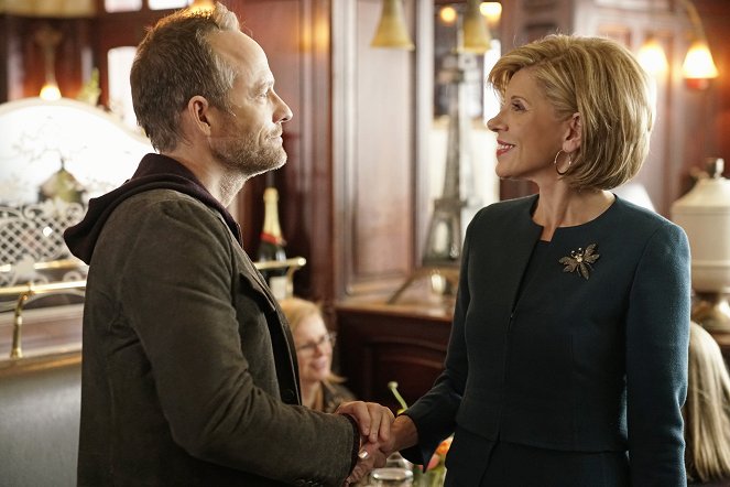 The Good Fight - Stoppable: Requiem for an Airdate - Photos - John Benjamin Hickey, Christine Baranski
