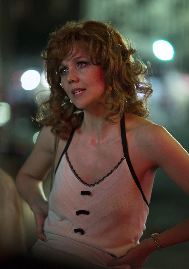 The Deuce - The Principle Is All - Photos - Maggie Gyllenhaal
