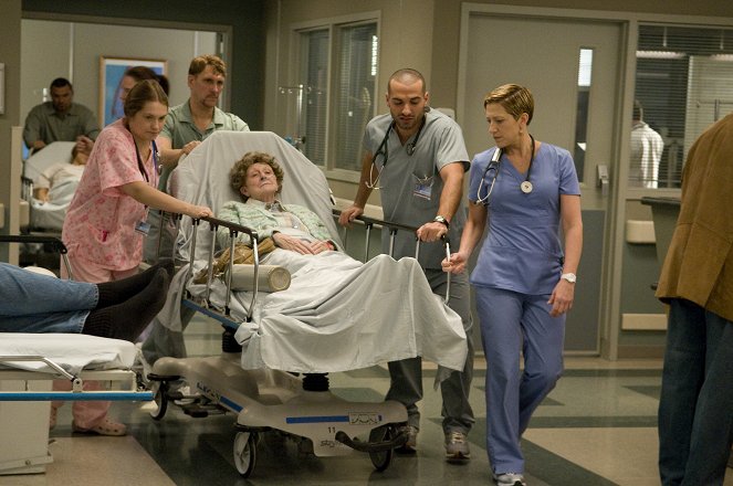 Nurse Jackie - Narsissi - Kuvat elokuvasta - Merritt Wever, Haaz Sleiman, Edie Falco