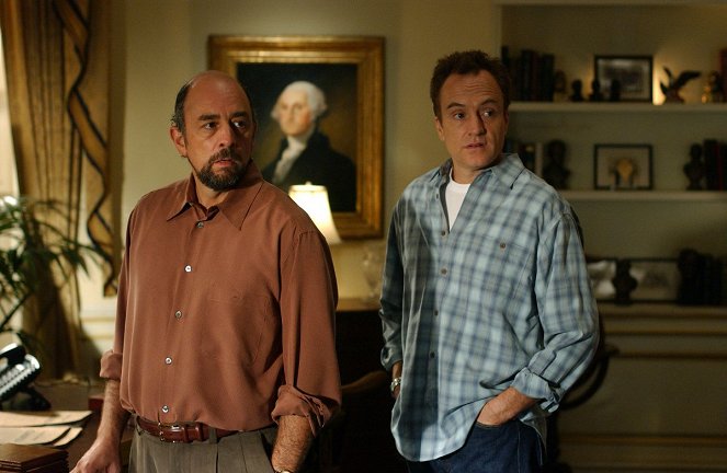 The West Wing - Van film - Richard Schiff, Bradley Whitford