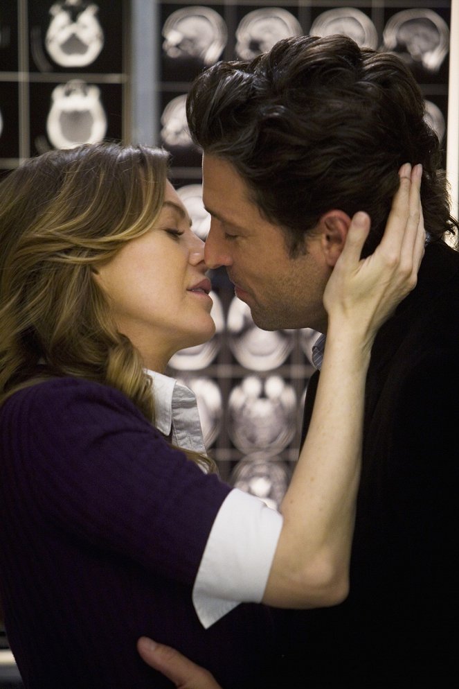 Grey's Anatomy - Season 5 - Elevator Love Letter - Photos - Ellen Pompeo, Patrick Dempsey