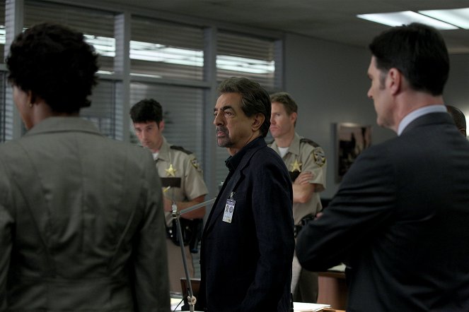 Criminal Minds - Paarian paikkakunta - Kuvat elokuvasta - Joe Mantegna