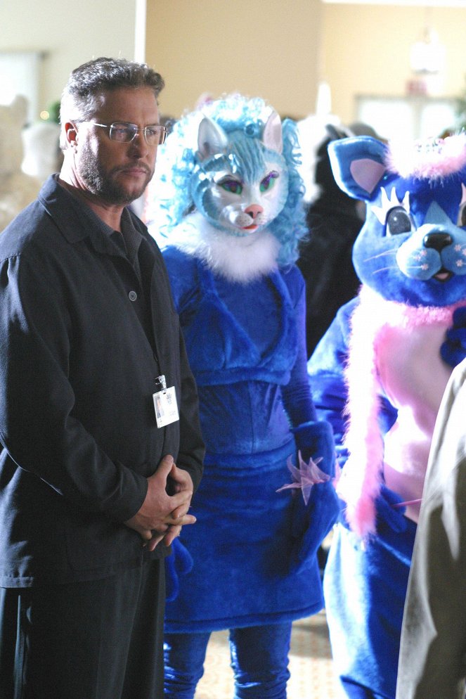 CSI: Crime Scene Investigation - Season 4 - Fur and Loathing - Photos - William Petersen