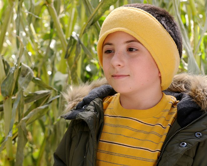 The Middle - Thanksgiving - Photos - Atticus Shaffer