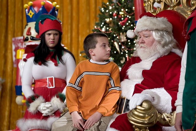 The Middle - Season 1 - Christmas - Photos - Atticus Shaffer, Donovan Scott