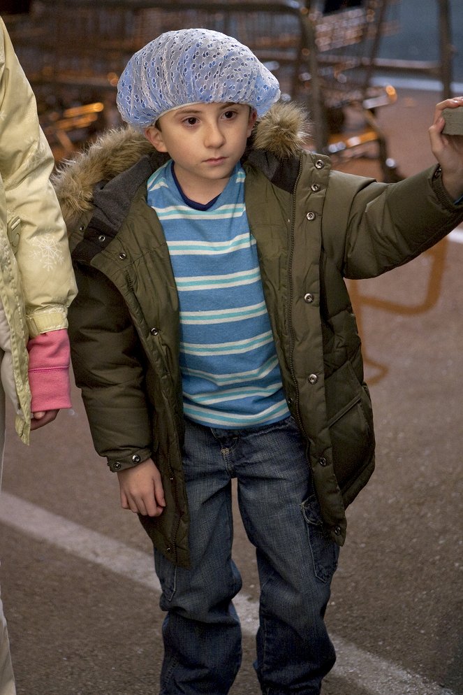 The Middle - Season 1 - The Yelling - Photos - Atticus Shaffer