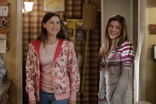 The Middle - The Fun House - Van film - Eden Sher, Blaine Saunders