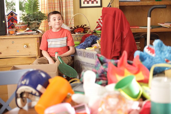 The Middle - Spring Cleaning - Van film - Atticus Shaffer