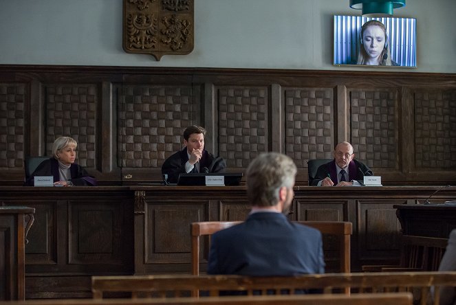 The Life and Time of Judge A.K. - Season 2 - Pánská jízda - Photos - David Švehlík