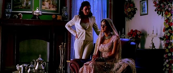 Humko Deewana Kar Gaye - Film - Shernaz Patel, Katrina Kaif