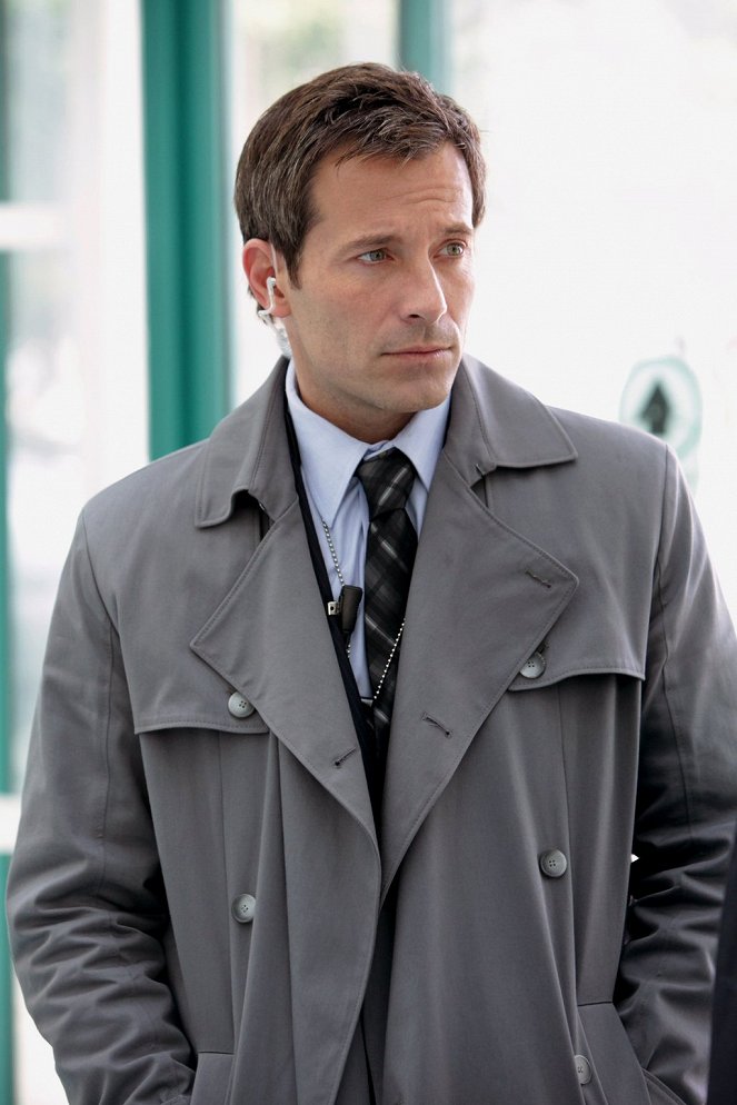 Cold Case - Bullet - Photos - Johnny Messner