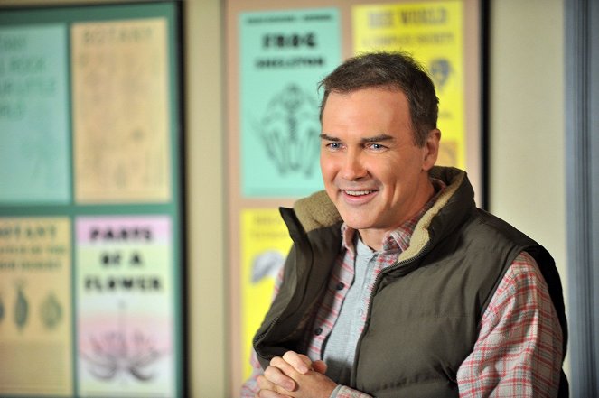 The Middle - The Play - Photos - Norm MacDonald
