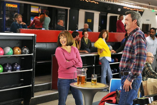 The Middle - The Sit Down - Photos - Patricia Heaton, Neil Flynn
