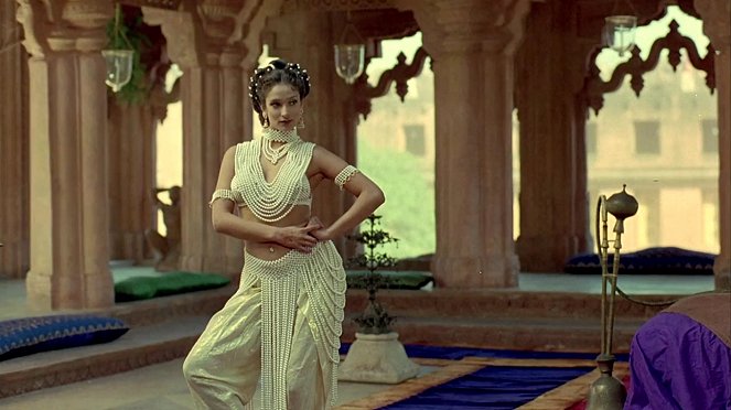 Kama Sutra: A Tale of Love - Kuvat elokuvasta - Indira Varma