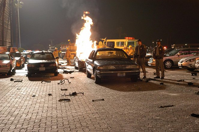 CSI: A helyszínelők - Season 4 - Grissom és a tűzhányó - Filmfotók