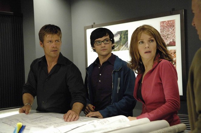 The 4400 - Season 4 - No Exit - Photos - Joel Gretsch, Richard Kahan, Jacqueline McKenzie