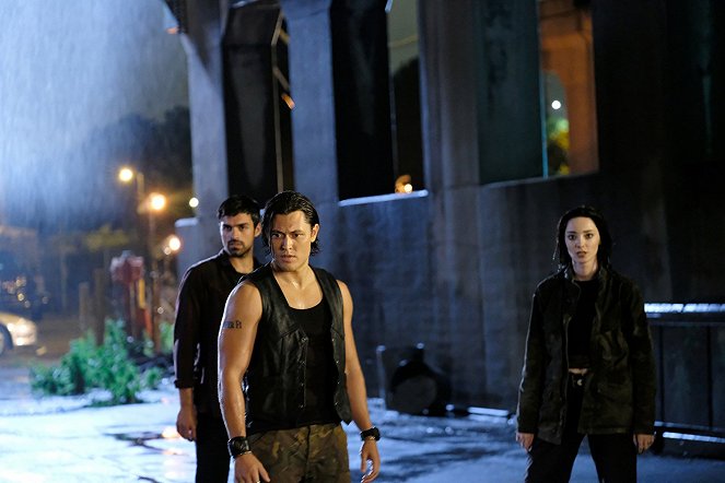 The Gifted - eXposed - Do filme - Sean Teale, Blair Redford, Emma Dumont