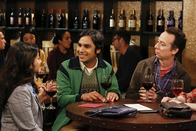 The Big Bang Theory - The Relaxation Integration - Photos - Swati Kapila, Kunal Nayyar, Kevin Sussman