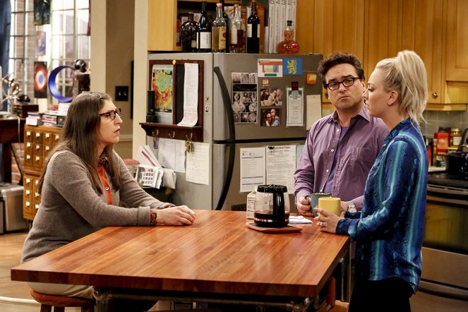 The Big Bang Theory - Die Entspannungs-Enttäuschung - Filmfotos - Mayim Bialik, Johnny Galecki, Kaley Cuoco