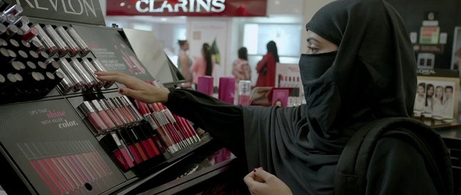 Lipstick Under My Burkha - Kuvat elokuvasta