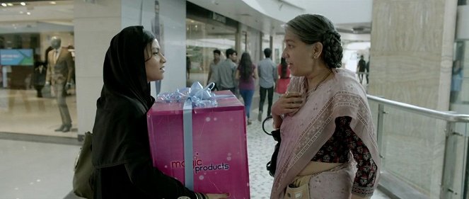 Lipstick Waale Sapne - Z filmu - Konkona Sen Sharma, Ratna Pathak Shah