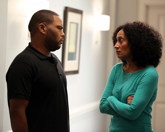 Black-ish - Crime and Punishment - Photos - Anthony Anderson, Tracee Ellis Ross