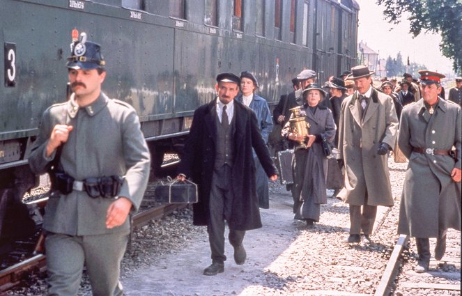 Lenin: The Train - Van film