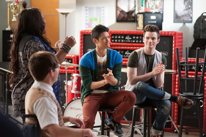 Glee - Season 4 - Wonder-ful - Photos - Harry Shum Jr., Chris Colfer