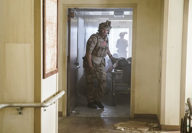 SEAL Team - Rettungsmission - Filmfotos - David Boreanaz