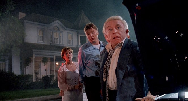 The 'Burbs - Photos - Carrie Fisher, Rick Ducommun, Henry Gibson