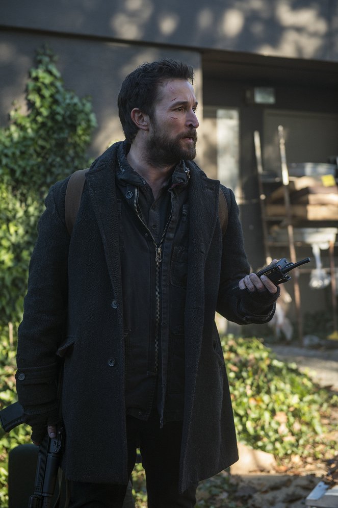 Falling Skies - Sélection naturelle - Film - Noah Wyle