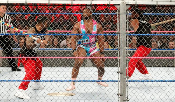 WWE Hell in a Cell - Photos - Ettore Ewen
