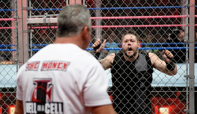 WWE Hell in a Cell - Do filme - Kevin Steen