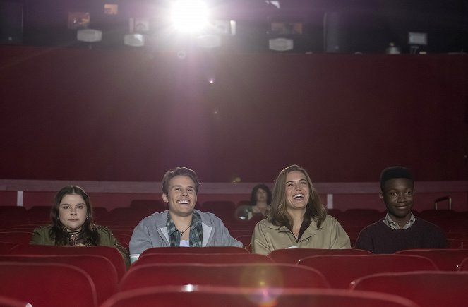 This Is Us - Das ist Leben - Season 2 - Der Ratschlag eines Vaters - Filmfotos - Logan Shroyer, Mandy Moore