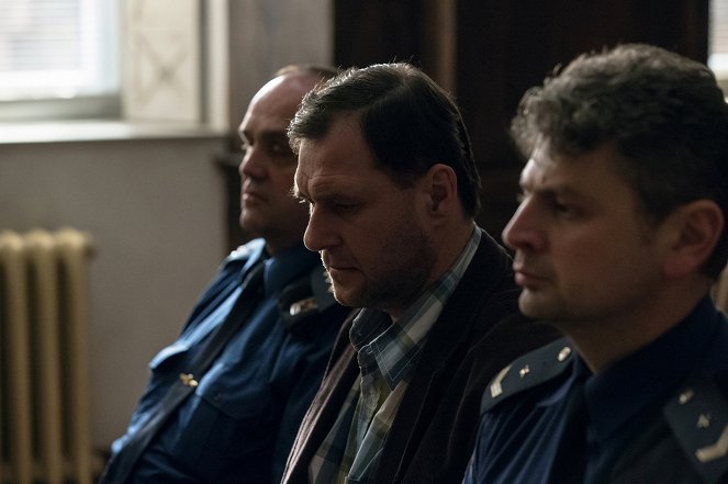 Život a doba soudce A. K. - Policejní svět - Film - Petr Halberstadt