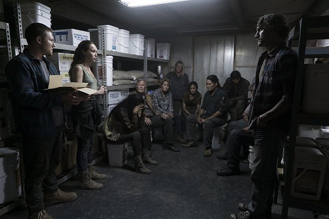 Fear the Walking Dead - Ez a föld a tiéd - Filmfotók - Michael William Freeman, Alycia Debnam-Carey