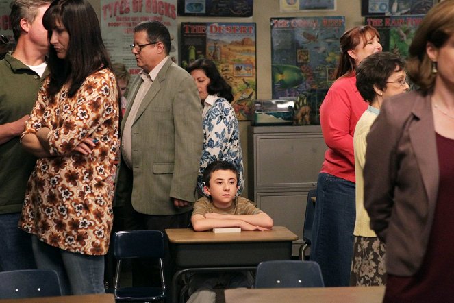 The Middle - Season 3 - Der Spitzel - Filmfotos - Eden Sher