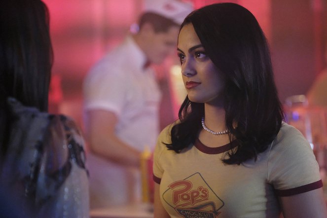 Riverdale - Capítulo 15: Halcones de la noche - De la película - Camila Mendes