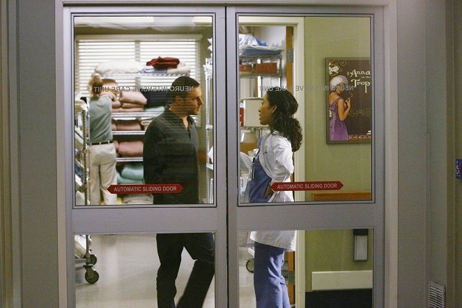 Grey's Anatomy - Now or Never - Photos - Justin Chambers, Sandra Oh