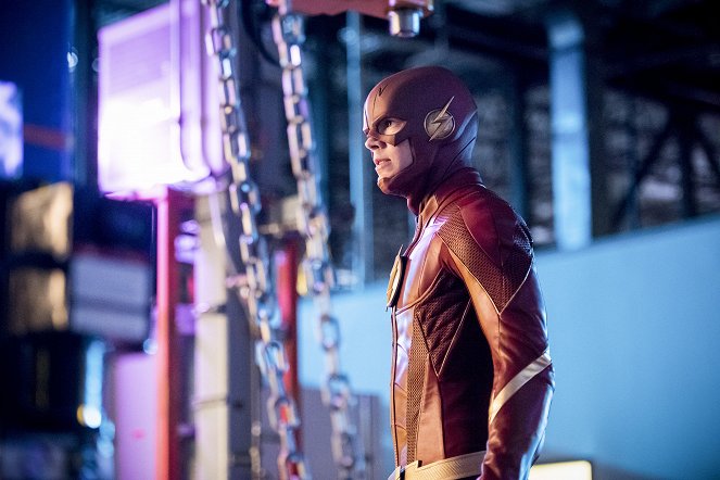 The Flash - Season 4 - Mixed Signals - Photos - Grant Gustin