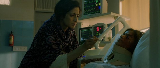 Mom - De la película - Sridevi, Sajal Ali