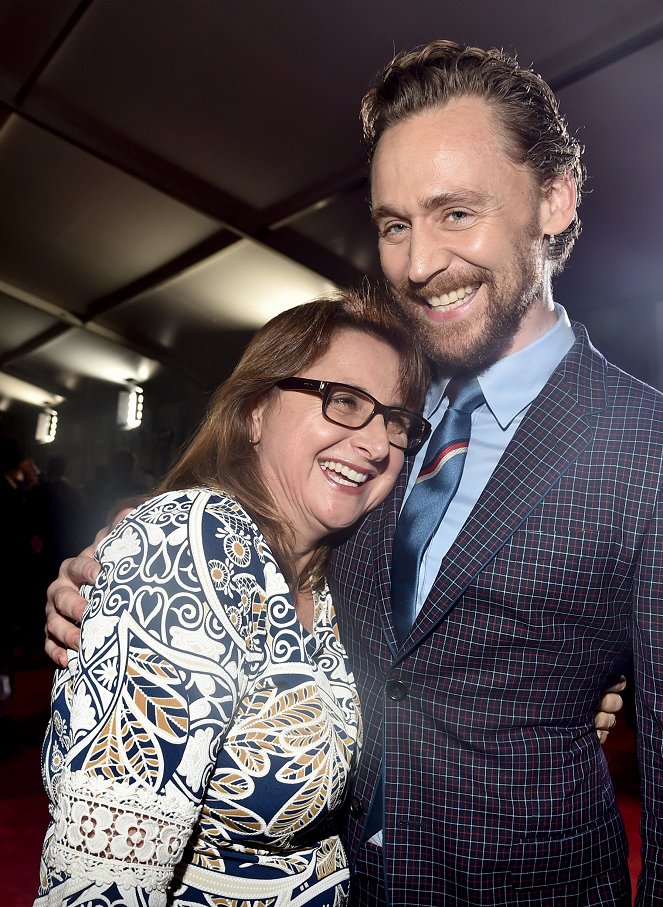 Thor: Ragnarok - Events - The World Premiere of Marvel Studios' "Thor: Ragnarok" at the El Capitan Theatre on October 10, 2017 in Hollywood, California - Victoria Alonso, Tom Hiddleston