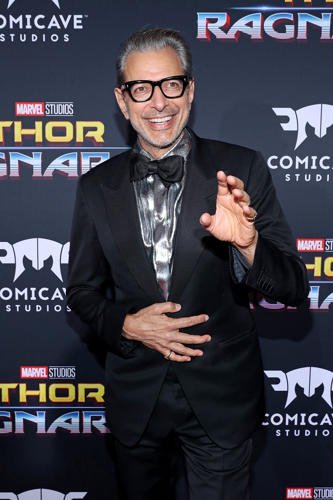 Thor: Ragnarok - Events - The World Premiere of Marvel Studios' "Thor: Ragnarok" at the El Capitan Theatre on October 10, 2017 in Hollywood, California - Jeff Goldblum